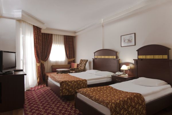 Delphin Botanik (Alanya)